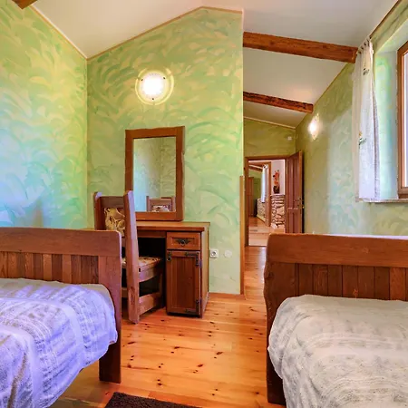 Narcis - Pzn211 By Interhome * Pazin